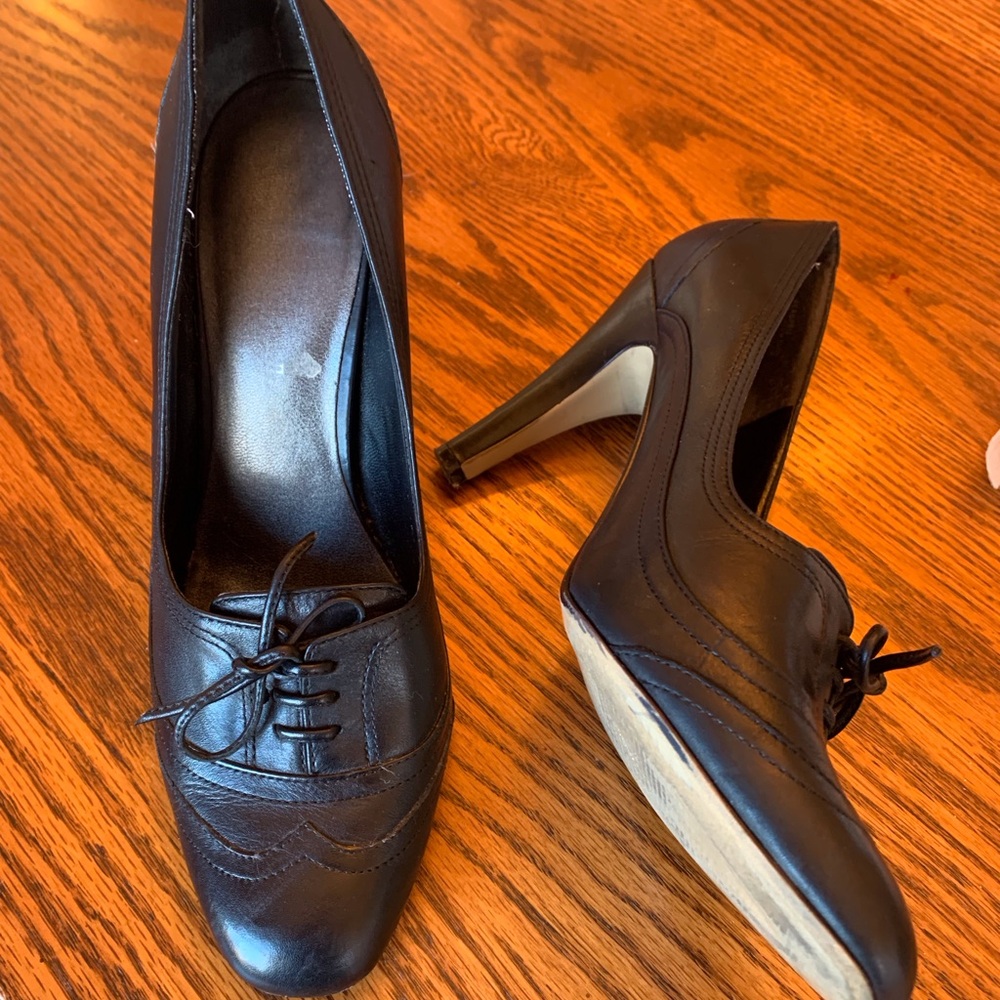 Classic Black Women's Lace-Up leather Heels